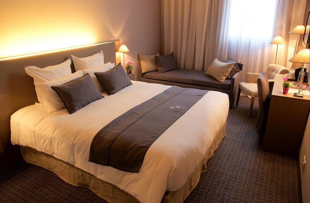 Best Western Hotel De La Breche Niort Dış mekan fotoğraf