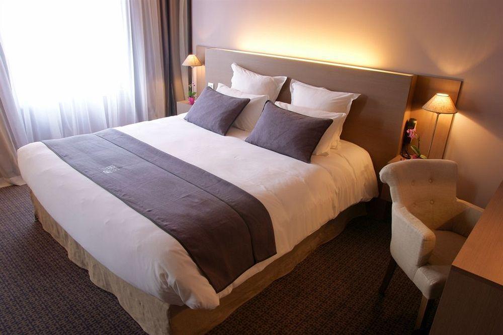Best Western Hotel De La Breche Niort Dış mekan fotoğraf