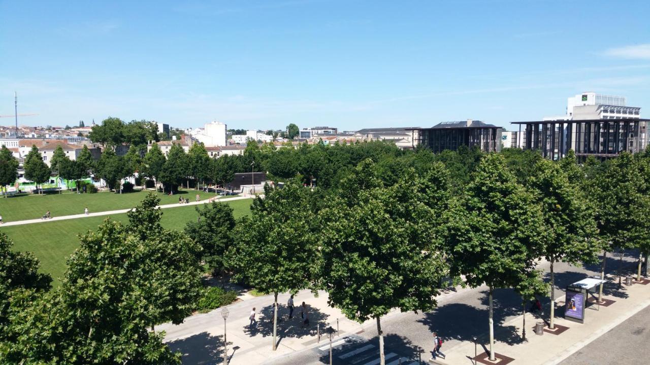 Best Western Hotel De La Breche Niort Dış mekan fotoğraf